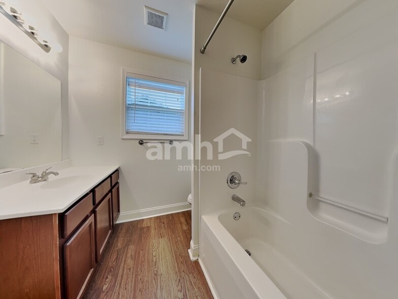 Building Photo - 6515 Mission Springs Ln