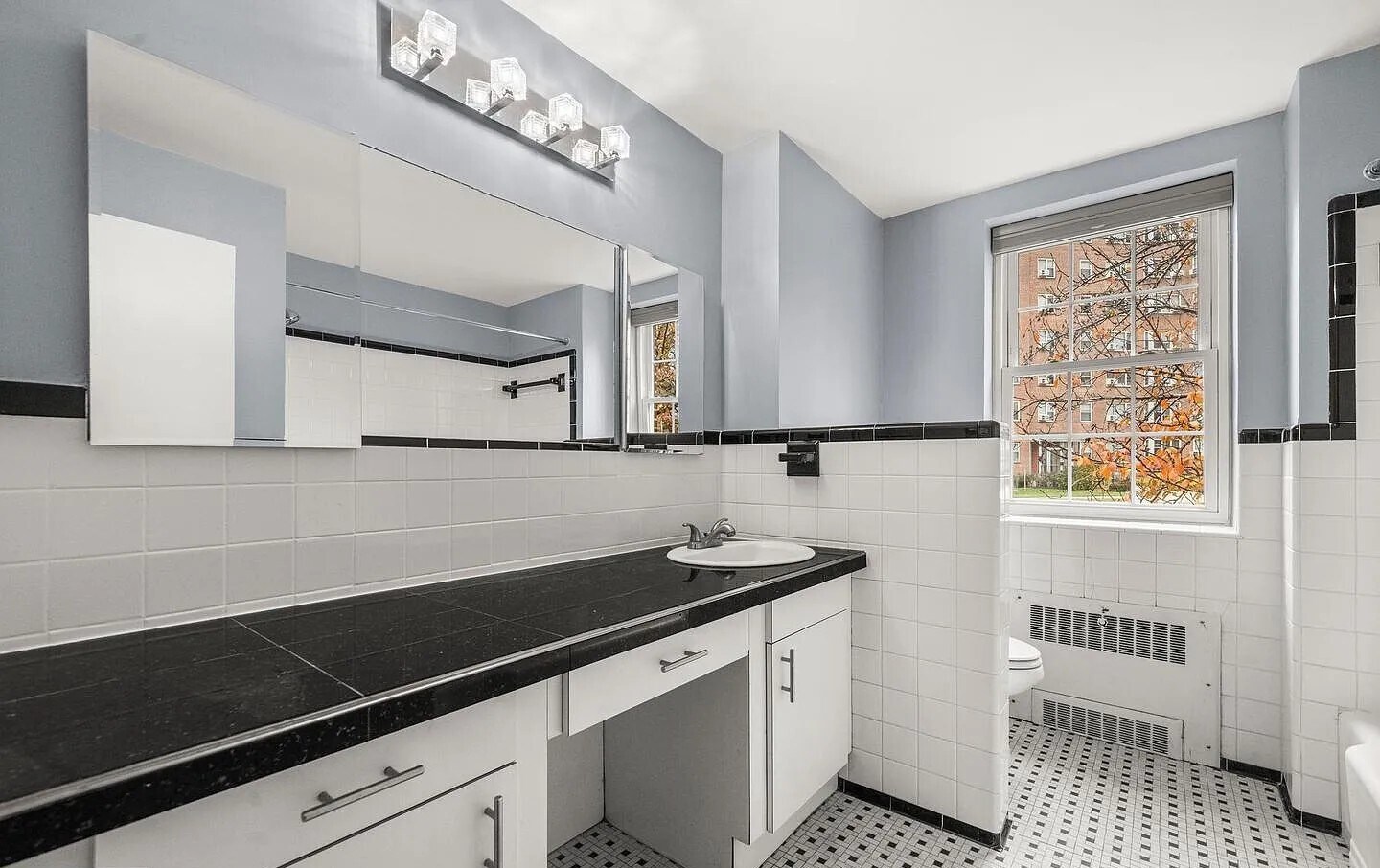 Bathroom 1 - 3601 Greenway