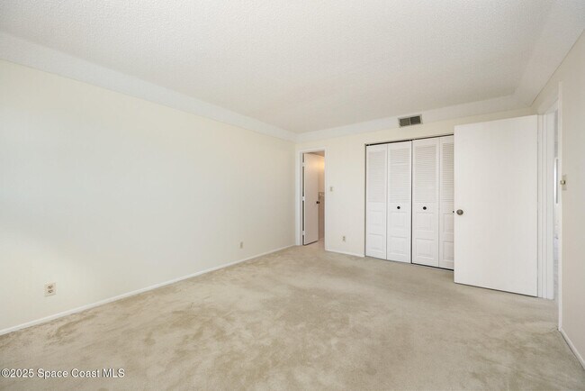 Building Photo - 500 Palm Springs Blvd