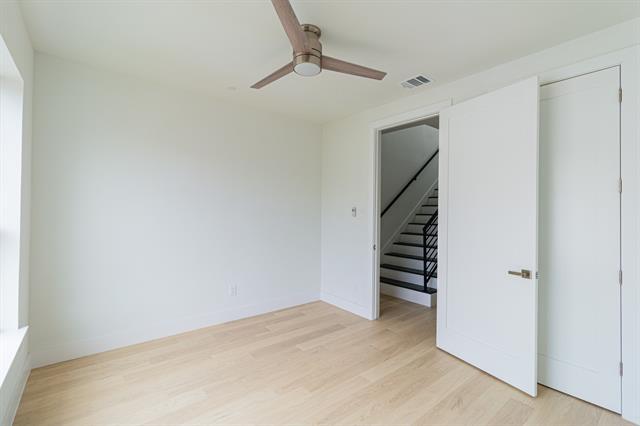 Building Photo - 4210 Roseland Ave