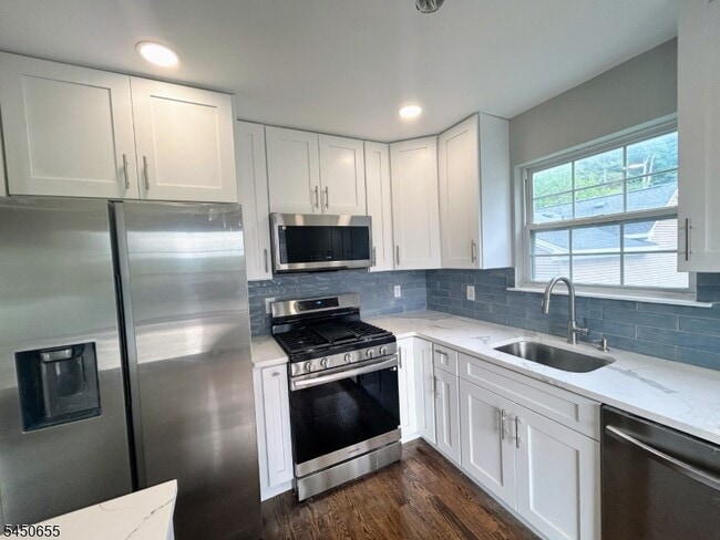 Building Photo - 2501 Vantage Ct