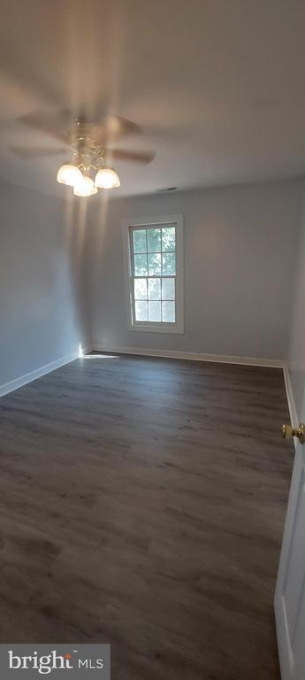 Building Photo - 6135 Fieldcrest Ct