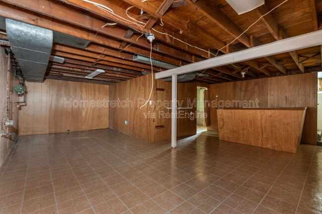 Building Photo - 135 Dundee Cir