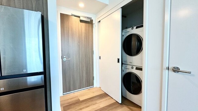 Building Photo - 1500 Rycroft St