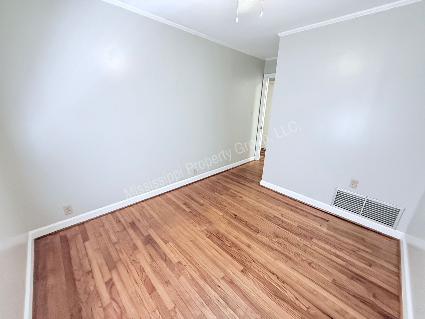 Building Photo - 509 S 18th St