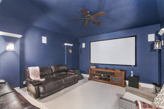 Building Photo - 7721 Shackelford Dr
