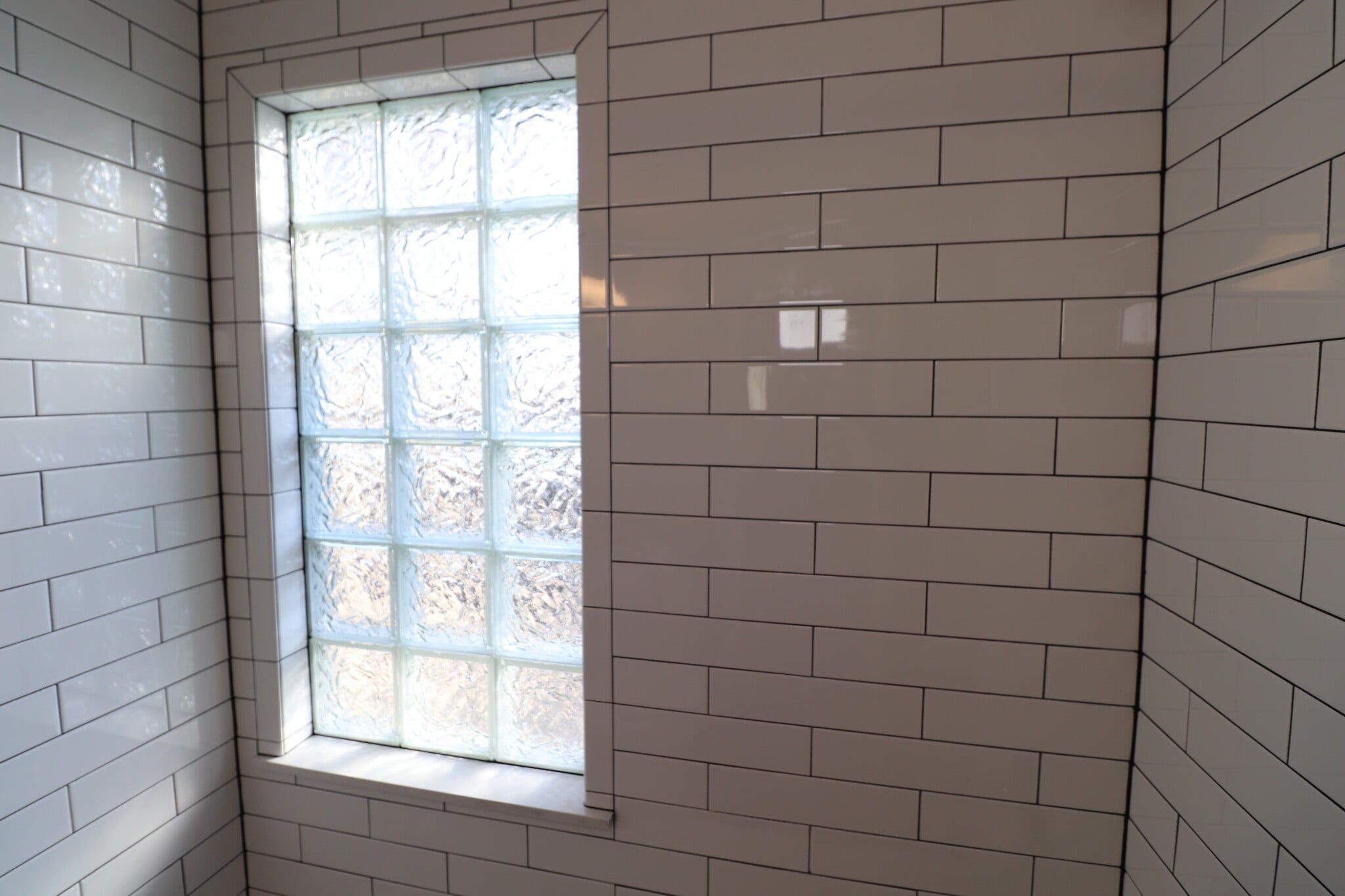 Building Photo - 2022 E Saratoga St