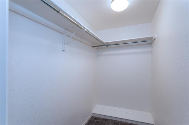 Building Photo - 7450 Holly Hill Dr