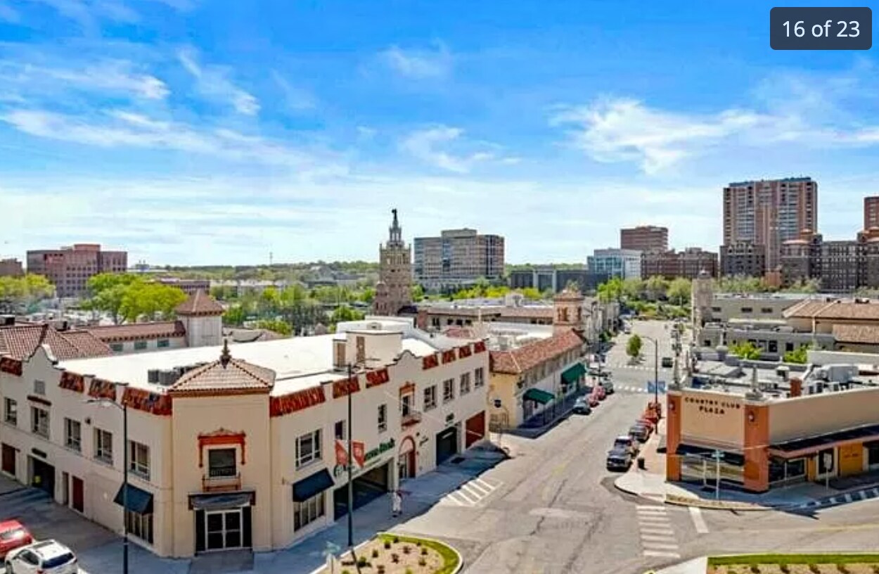 Building Photo - 4545 Wornall Rd