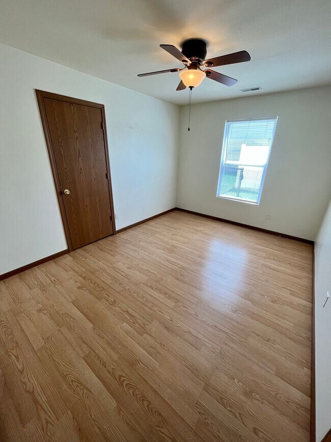 Building Photo - All Inclusive Duplex - 3 Bedroom; 2 Bathroom