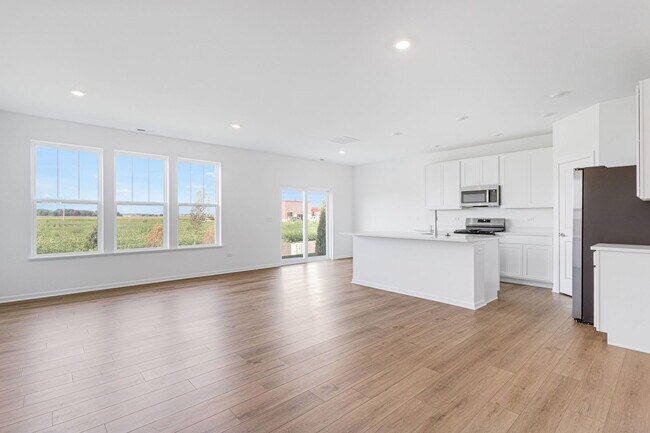 Building Photo - 25650 W Wakefield Dr