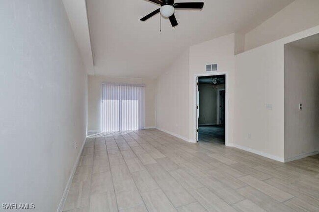 Building Photo - 1303 SE 8th Pl