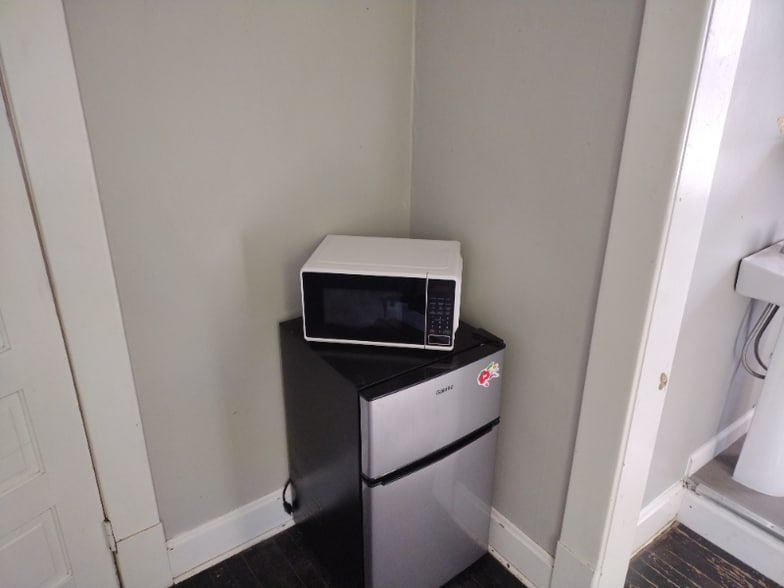 Building Photo - 3316 Renick St