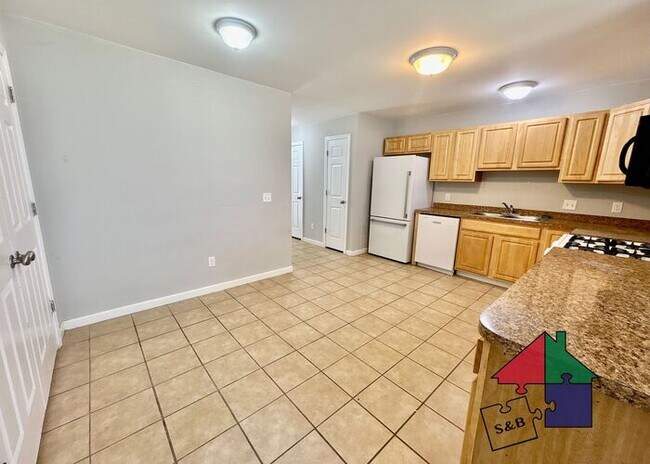 Building Photo - Spacious Milton 3 Bedroom - Pet Friendly!