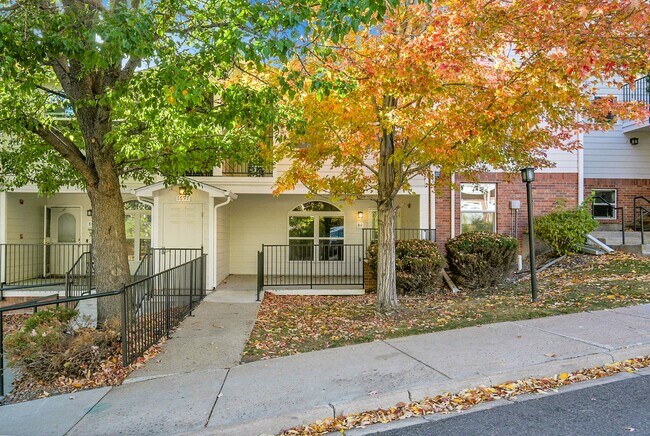 Building Photo - 1697 S Cole St