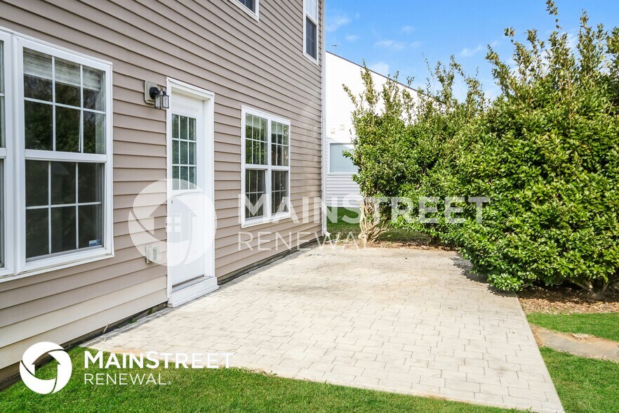 Building Photo - 9127 White Aspen Pl