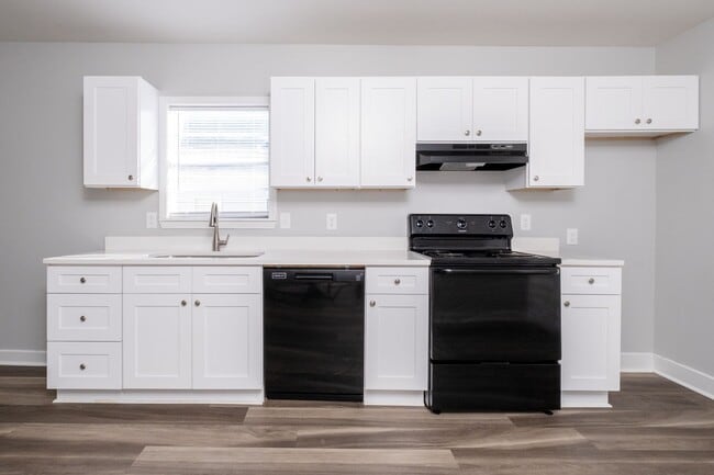 Building Photo - 1624-1626 Brown