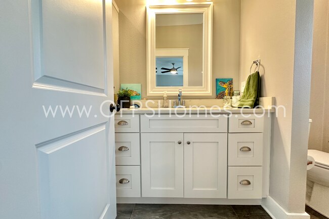 Building Photo - AVAILABLE! Modern 4BR Home - Beach & Base Proximity