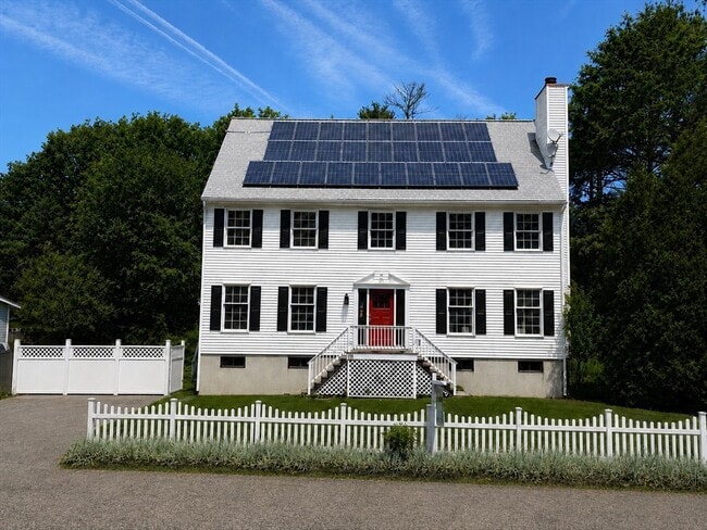 Building Photo - 159 Pine St