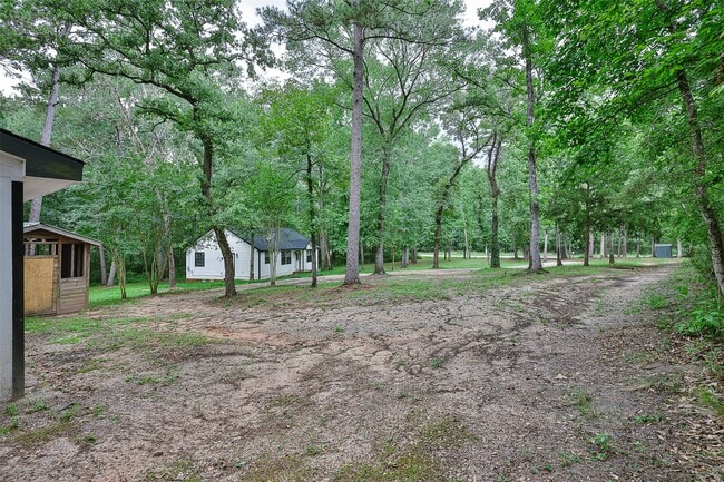 Building Photo - 12028 Cedar Ln