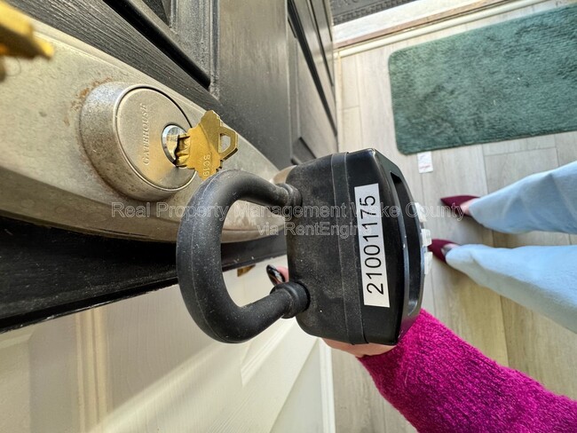 Building Photo - 1221 Canyon Rock Court