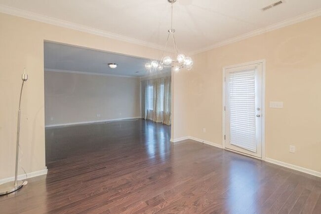 Building Photo - Third month rent free if you sign a lease before 01/31! Spacious 4 Bedroom, 3.5 Bath Home for Ren...