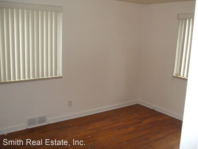 Building Photo - 4 br, 2 bath House - 925 Fulton St