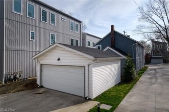 Building Photo - 2471 Tremont Ave