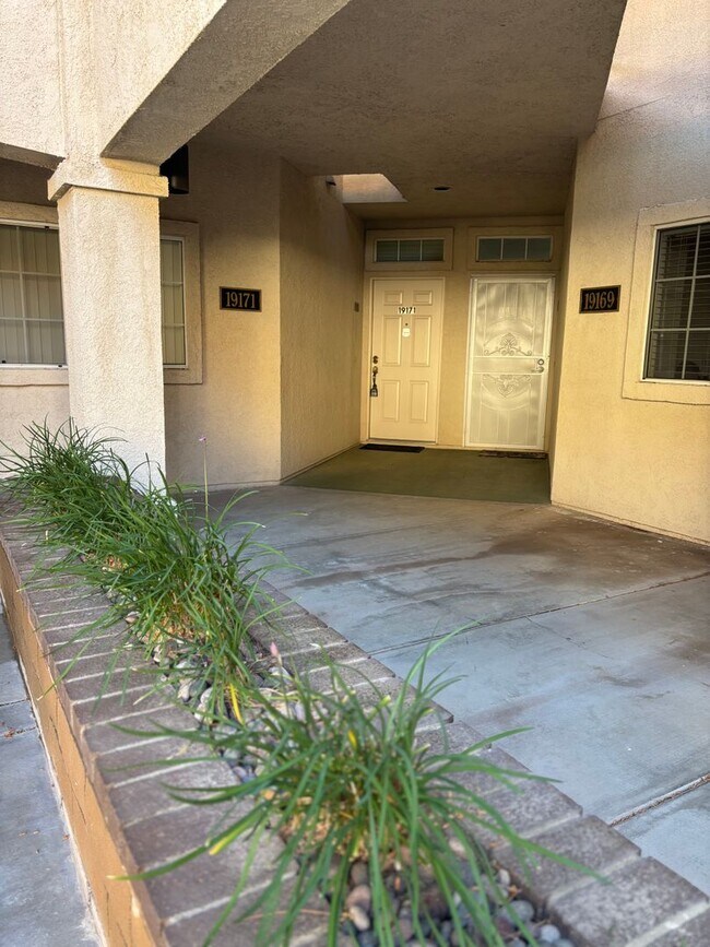 Building Photo - 2 BEDROOM IN 55+ COMMUNITY OF JESS RANCH