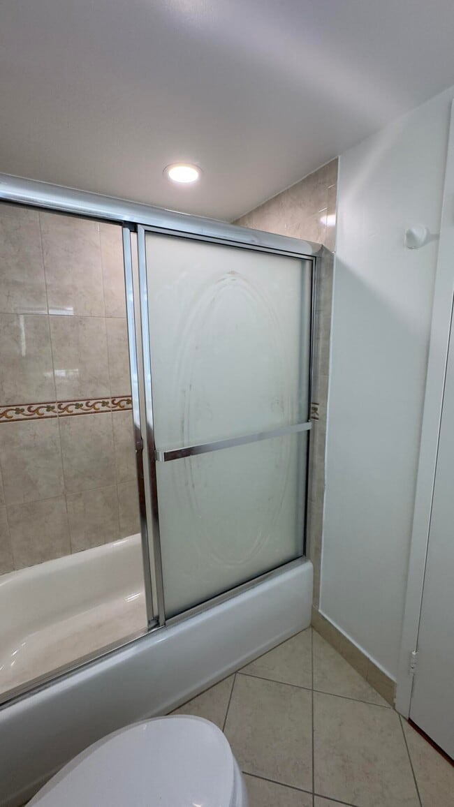 Building Photo - 2821 NE 163rd St