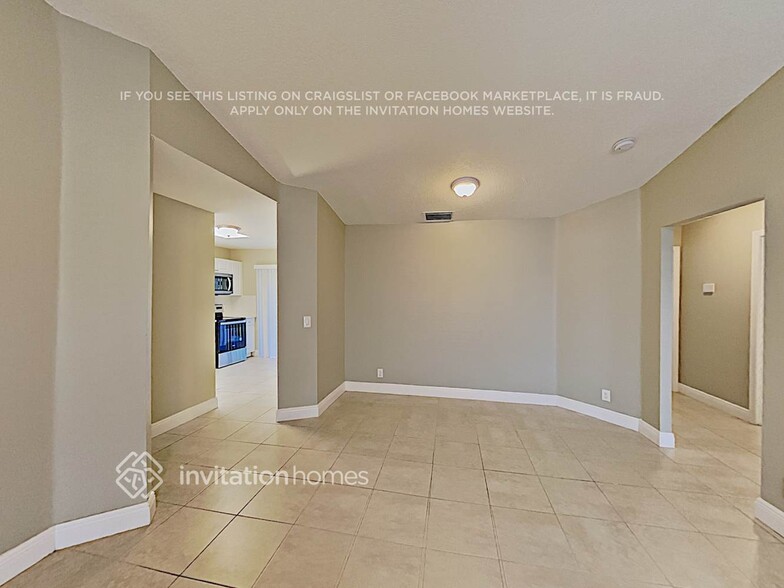 Building Photo - 5888 Strawberry Lakes Cir