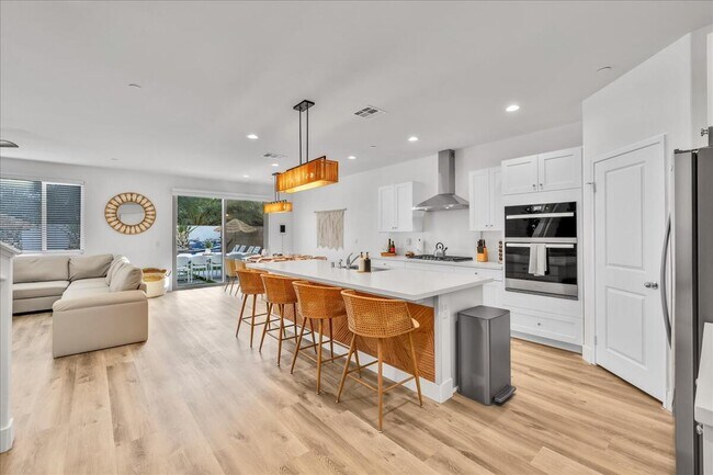 Building Photo - 83796 Moreno St