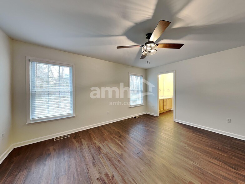 Building Photo - 7209 Sir William Dr