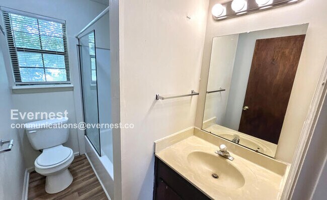 Building Photo - 5243 Donlyn Dr