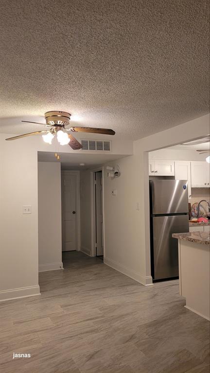 Building Photo - 349 S McMullen Booth Rd