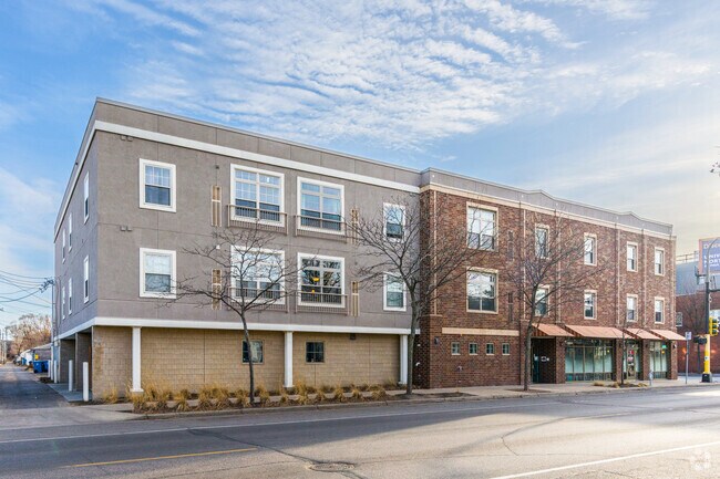 Building Photo - 2803 E 38th St