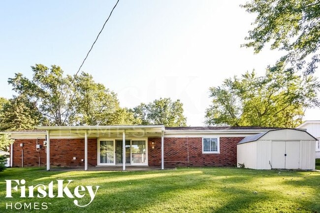 Building Photo - 3625 Brookstone Dr