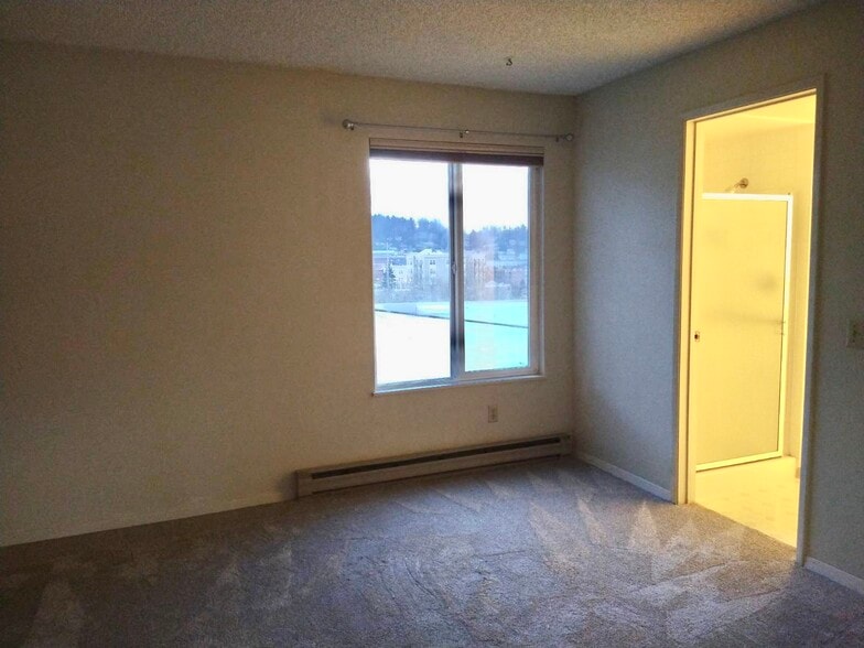 Master bedroom - 1014 11th St