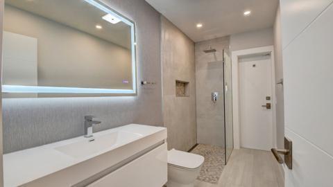 Building Photo - 6813 Viento Way