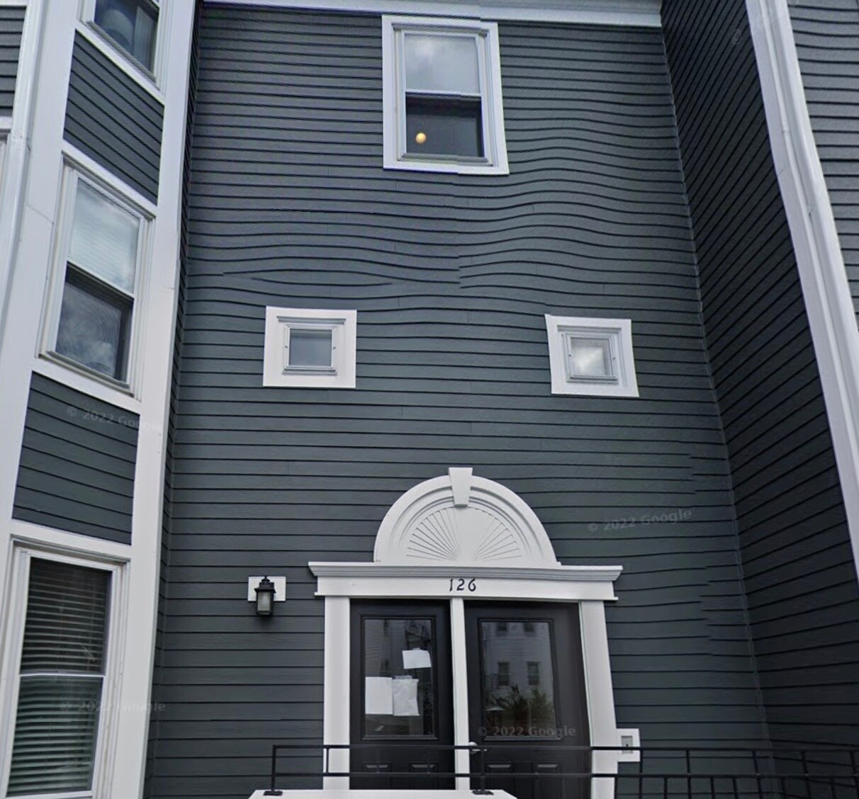Building Photo - 126 Tudor St