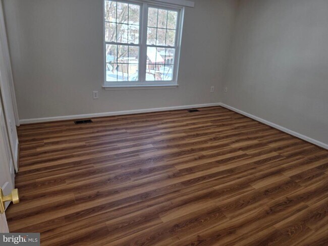 Building Photo - 10217 McKean Ct