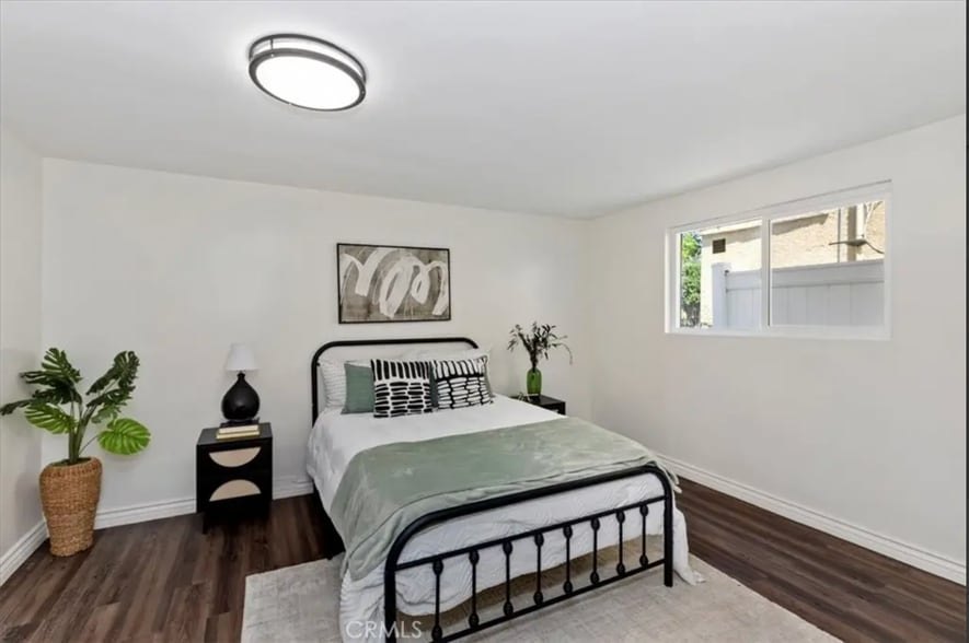 Primary Photo - 1152 Miller Ave