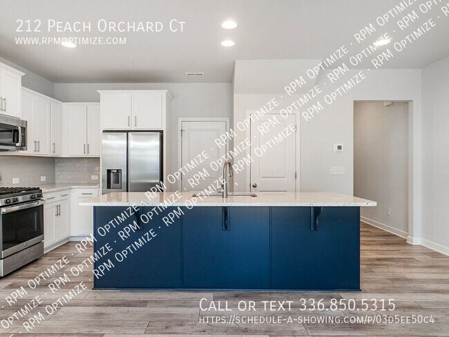 Building Photo - 212 Peach Orch Ct