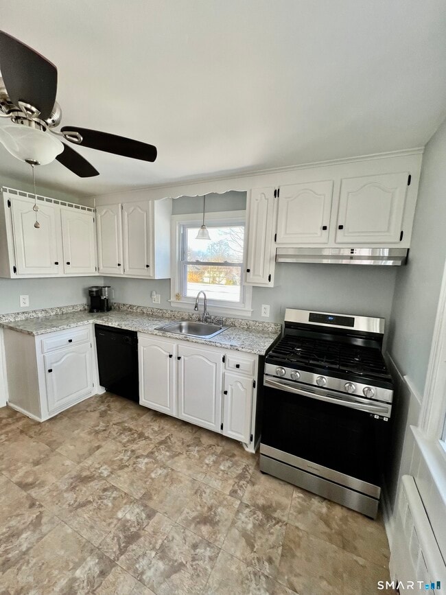 Building Photo - 177 Montowese Ave