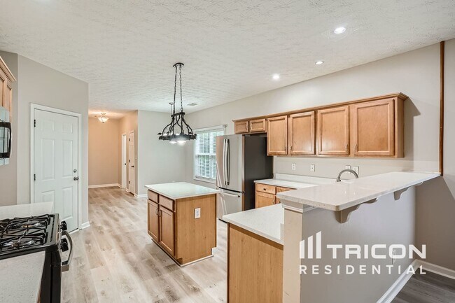 Building Photo - 1593 Great Shoals Cir SE