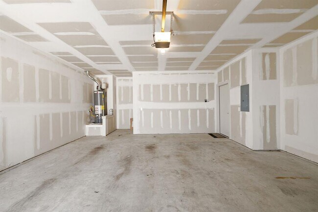 Building Photo - 7713 Jacobean WY