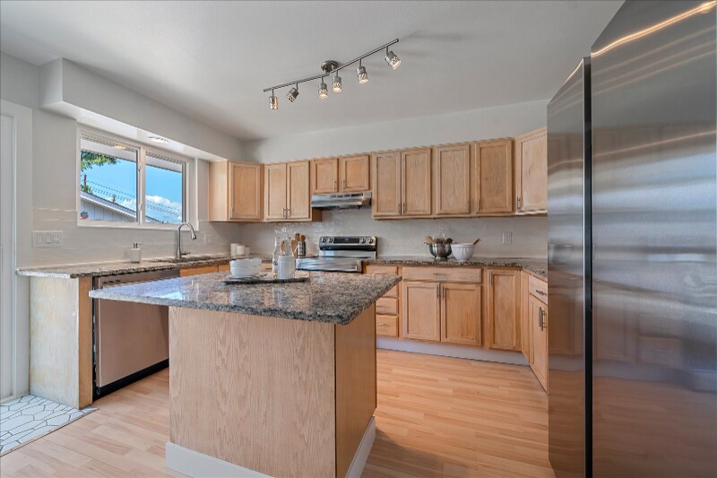 Building Photo - 9568 W 56th Pl