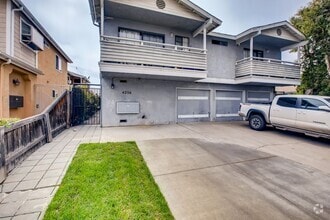 Building Photo - Move-in ready 2-Bed, 2-Bath Condo