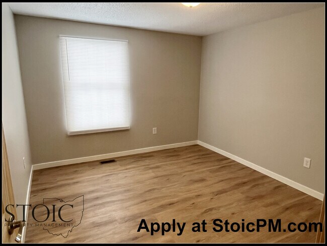 Building Photo - 123 N Main St