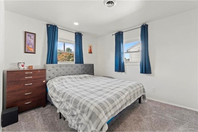 Building Photo - 1630 Falke Dr